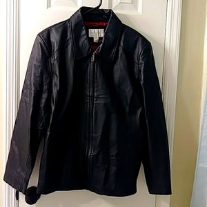 Genuine Leather Jacket. Black. Zip Front. Pockets. Size XLarge. Worthington.